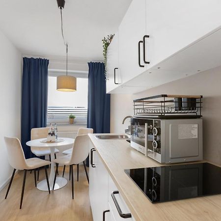 Stylisches 2-Zimmer Ambient Apartment In Alsternaehe Mit Kingsize-Bett & Schlafsofa Hamburg-Harburg Buitenkant foto