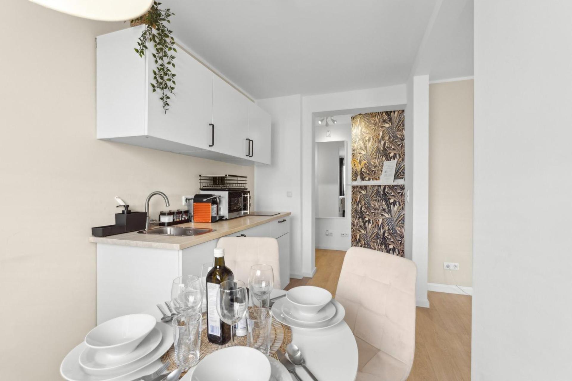 Stylisches 2-Zimmer Ambient Apartment In Alsternaehe Mit Kingsize-Bett & Schlafsofa Hamburg-Harburg Buitenkant foto